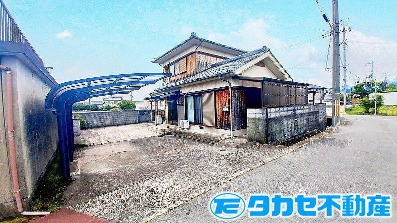 Spacious 6DK Home with Open Space in Himeji - Photo 1