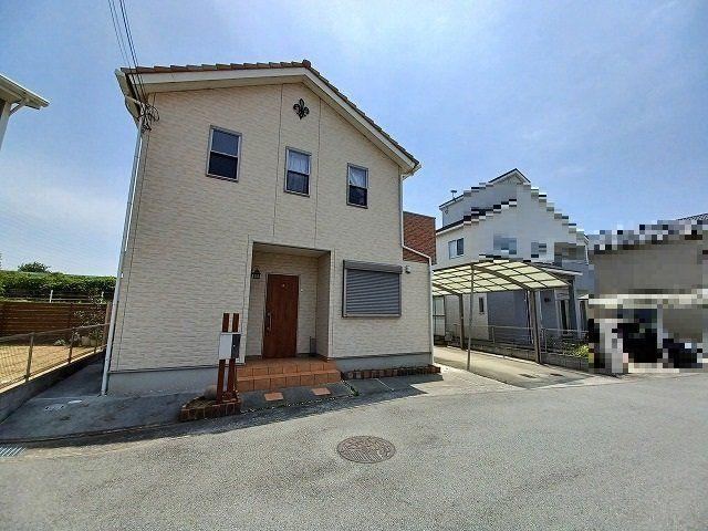 Charming 4LDK Home in Takasago - Photo 1