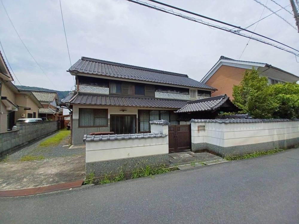 8DK Detached House in Kamidebu-cho - Photo 1
