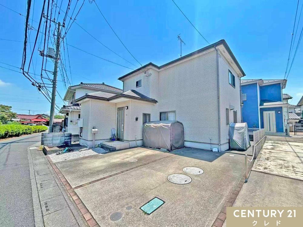 Owner-Change 4LDK House with Southern Exposure in Saitama - Photo 1