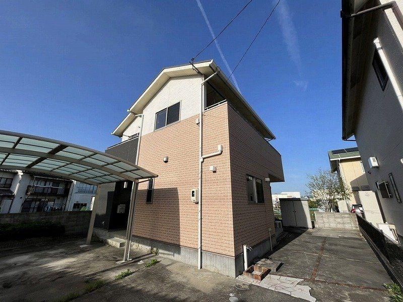 5LDK house in Mihara, Hiroshima - Photo 1