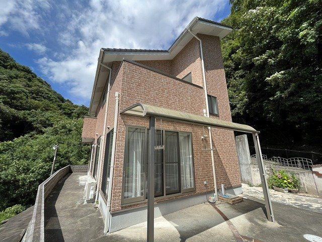 5LDK+S house in Mihara, Hiroshima - Photo 1