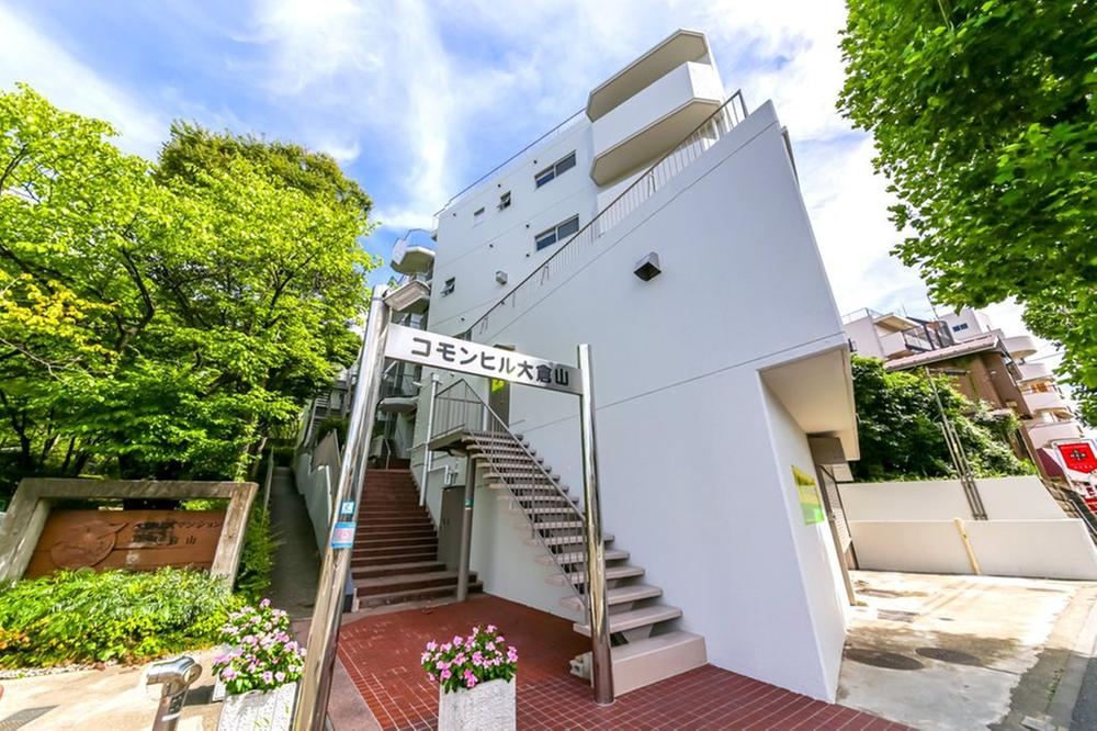 Convenient 3DK Apartment in Kohoku with Greenery - Photo 1