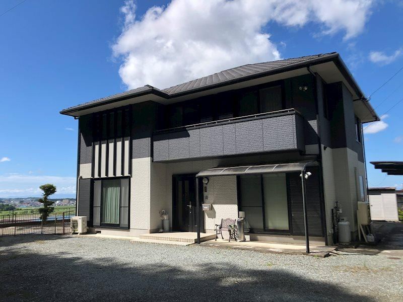 Spacious 6LDK Home with Great Views in Ise - Photo 1