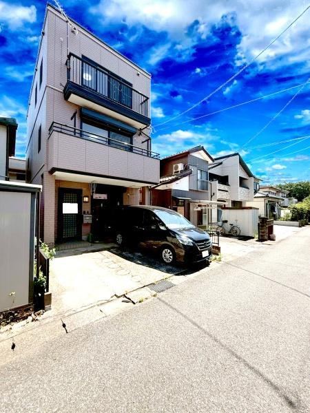 Renovated 4LDK House by Panasonic Homes in Inage, Chiba - Photo 1