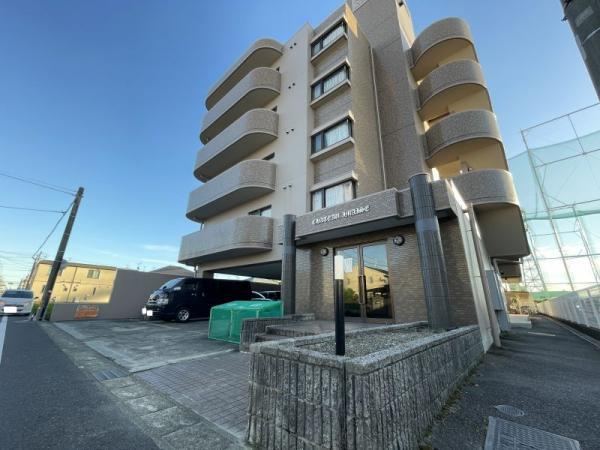 3LDK apartment in Ichinomiya, Aichi - Photo 1