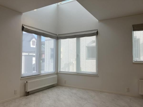 Newly Built 4LDK Home Near Green Park - Photo 1