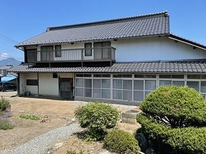 Spacious 9LDK House in Ueda - Photo 1