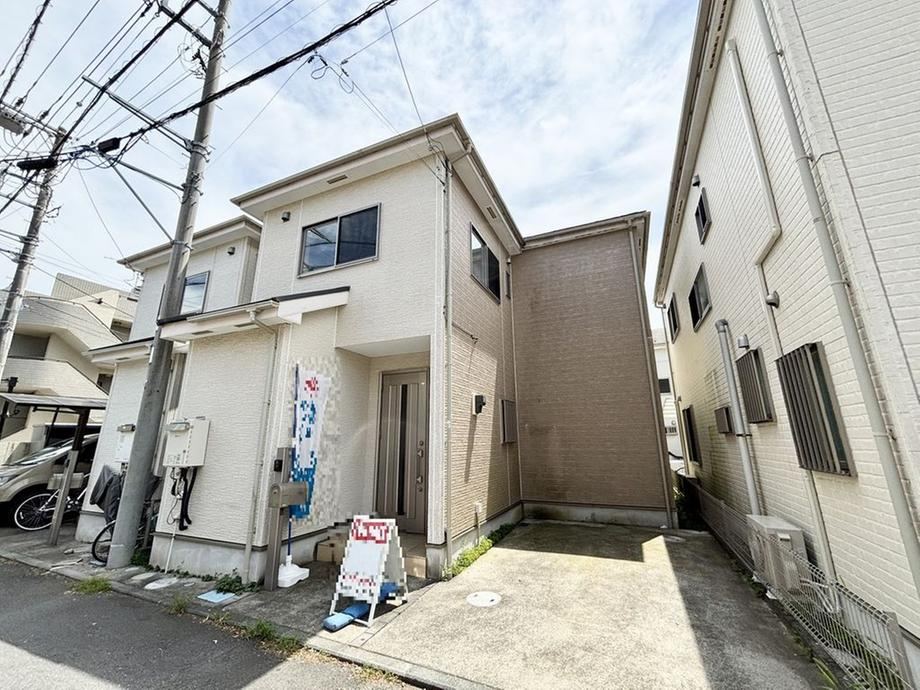 Charming 4LDK House in Hibarigaoka, Chigasaki - Photo 1