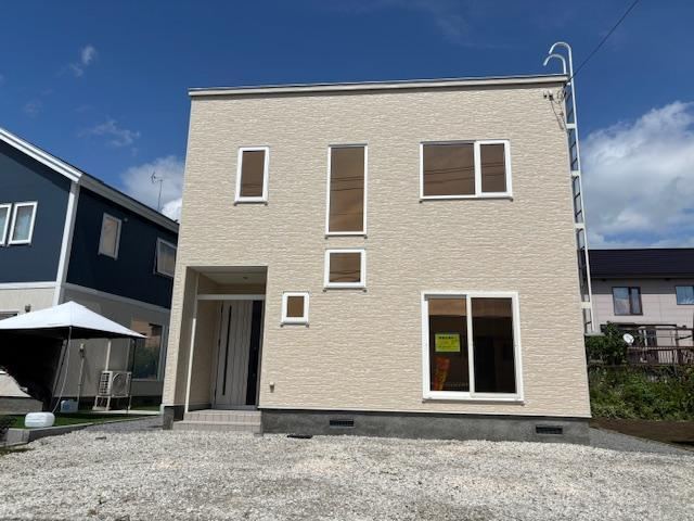Modern 4LDK House in Shunkodai - Photo 1