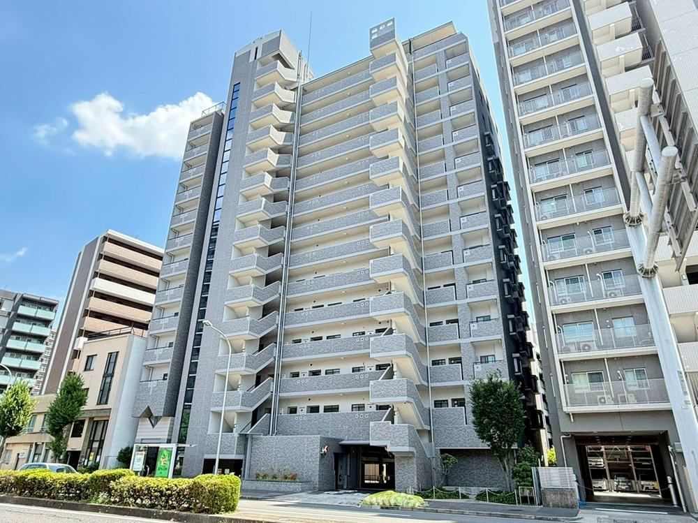3LDK apartment in Higashi Ward, Nagoya, Aichi - Photo 1