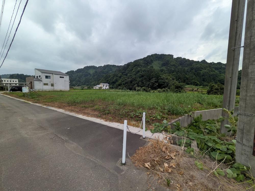 Scenic Area with Convenient Station Access - Photo 1