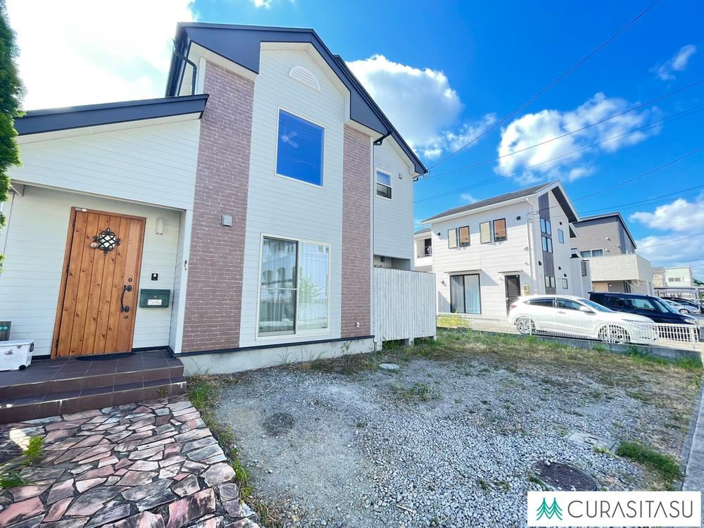 Spacious 3LDK House with Parking for 4 Cars in Izumi, Sendai - Photo 1