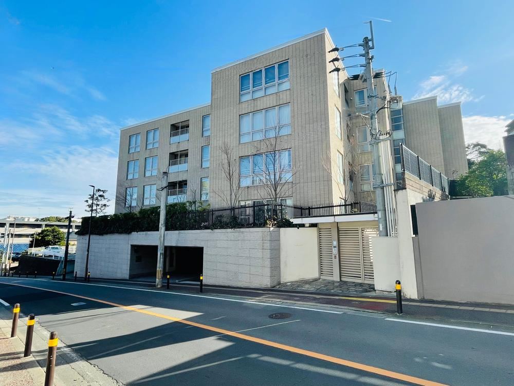 3LDK apartment in Chuo Ward, Fukuoka - Photo 1