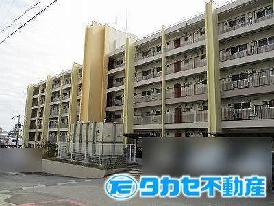 2DK apartment in Himeji, Hyogo - Photo 1