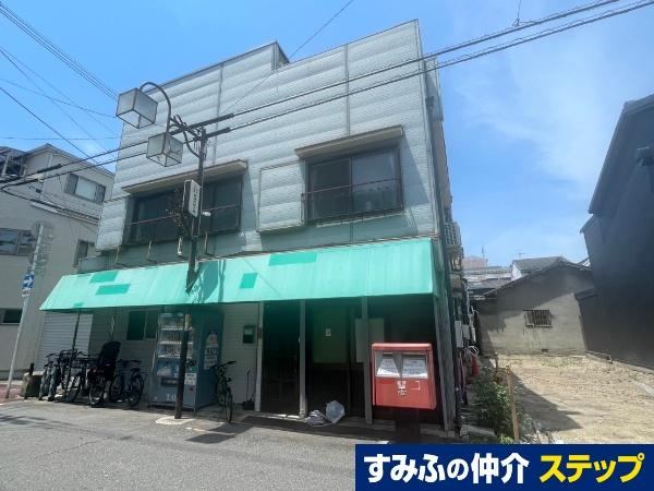 Charming 5LDK House in Umenan, Osaka - Photo 1