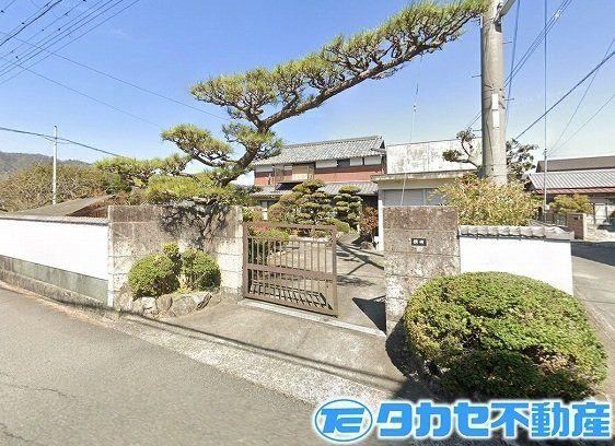 Expansive 9LDK House in Shin'yu Town - Photo 1