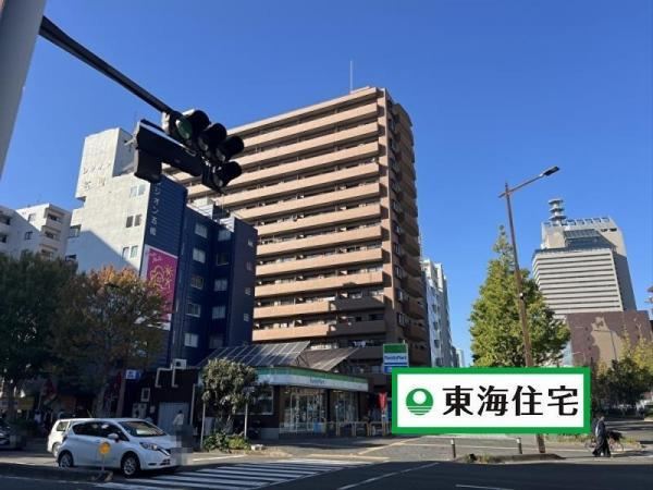 Convenient 3LDK Apartment Near Gohyaku Station, Sendai - Photo 1