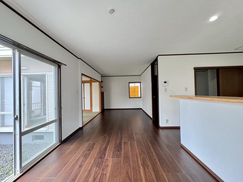 Spacious 4LDK House with Great Access in Kusatsu - Photo 1