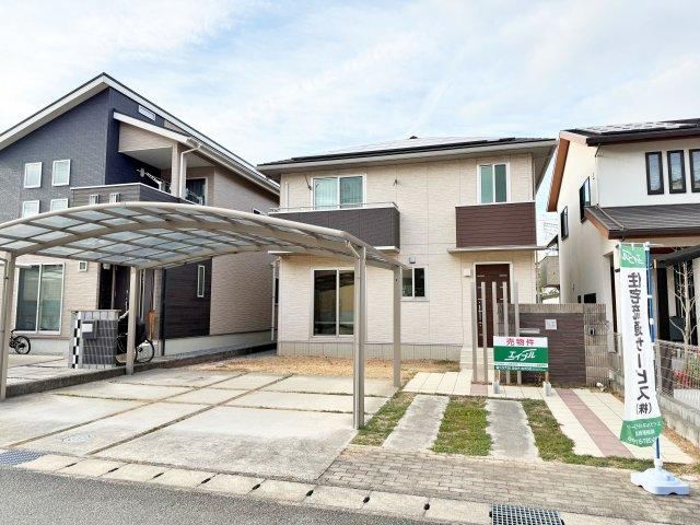 Spacious 5LDK Home with Modern Amenities in Akasaka, Aioi - Photo 1