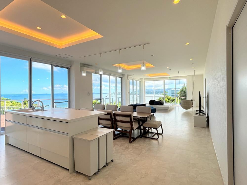 Ocean View 4LDK Home in Onna Village - Photo 1