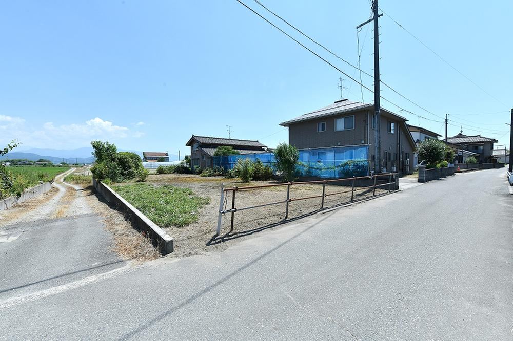 Spacious Land with Scenic Views in Shimonakayan - Photo 1