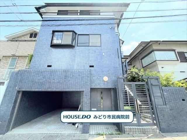 4-Story House with Home Elevator in Nagoya - Photo 1