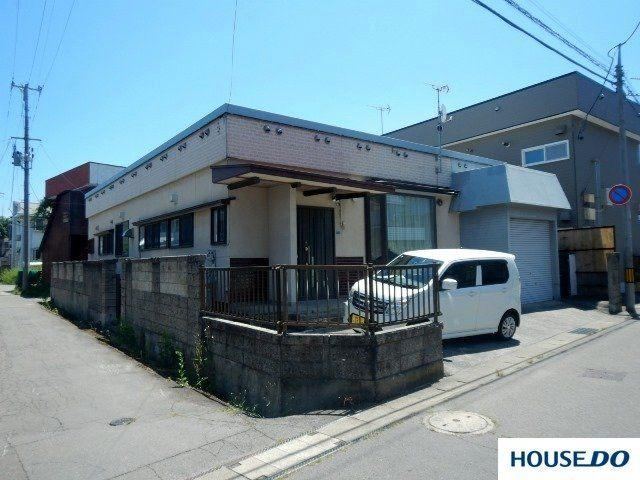 Convenient 4DK House Near Amenities in Hirosaki - Photo 1