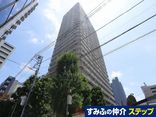 Bright 3LDK Apartment in Higashi-Ikebukuro - Photo 1