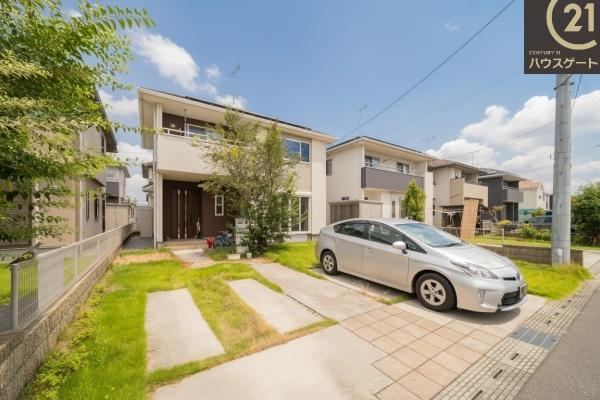 Charming 3LDK House Built by Grandy House - Photo 1