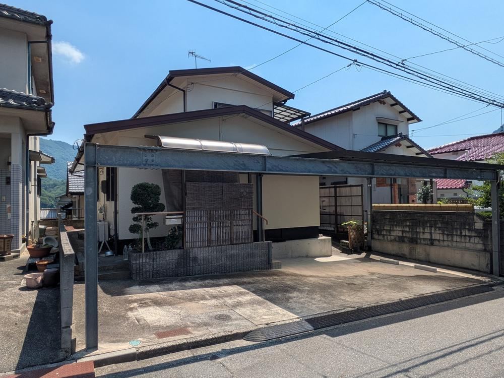 4LDK house in Asakita Ward, Hiroshima - Photo 1