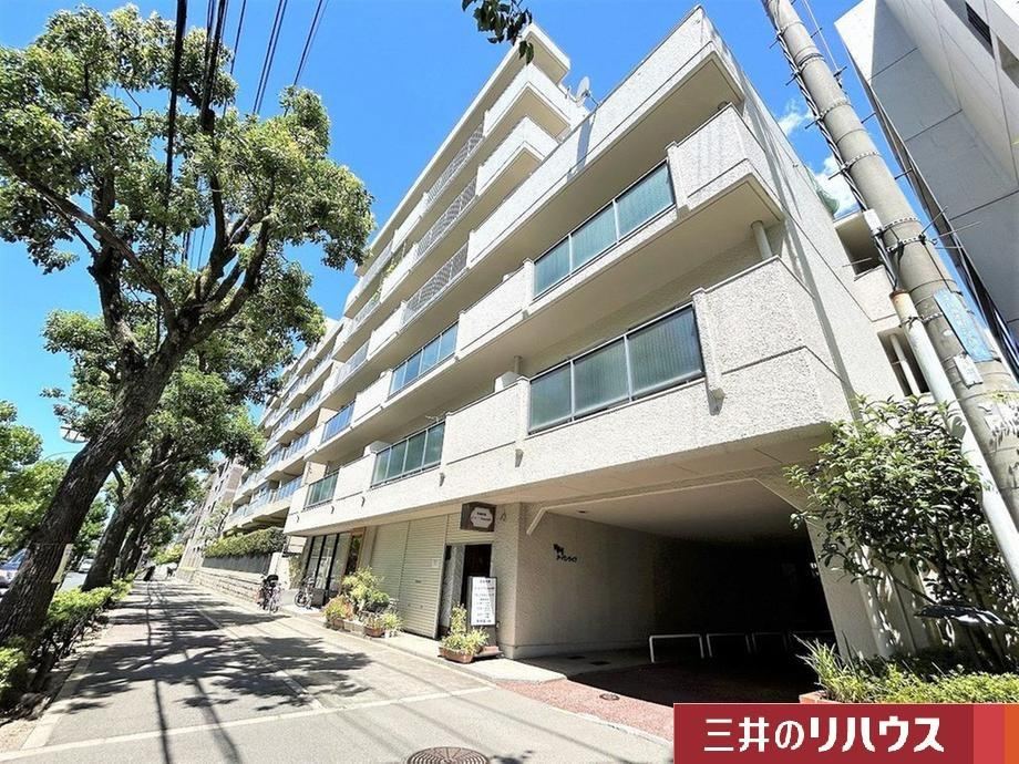 3LDK apartment in Higashinada Ward, Kobe, Hyogo - Photo 1