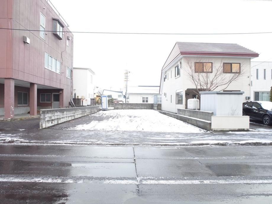 Residential Land Near Uramachi Elementary School - Photo 1