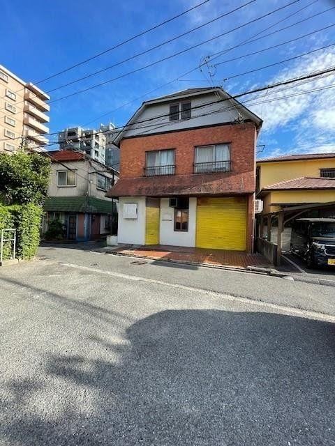Conveniently Located 6LDK+S Store-Home in Sunatsu - Photo 1
