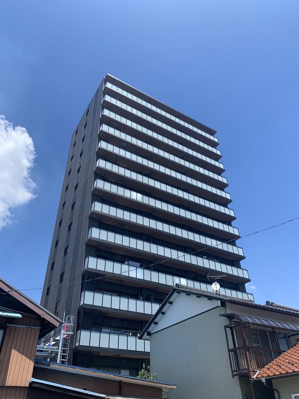 4LDK apartment in Ogaki, Gifu - Photo 1