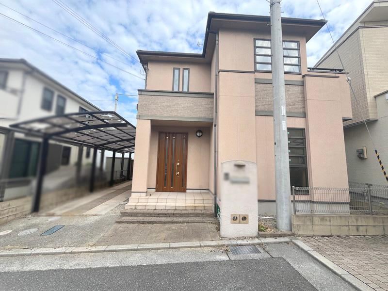 Modern 4LDK House in Hiraoka - Photo 1