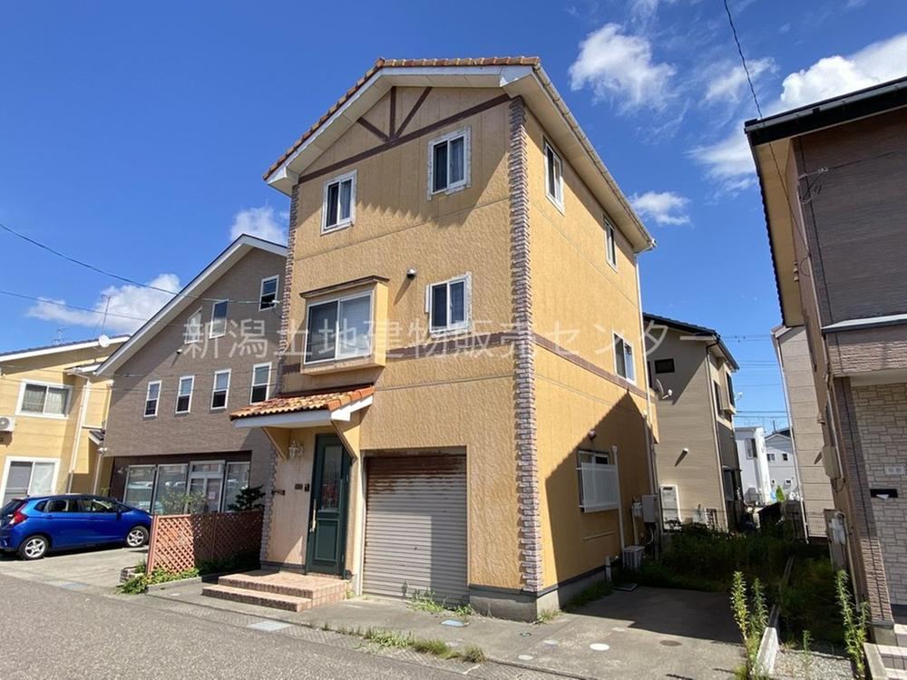 Convenient 3LDK Home in a Great Location in Niigata - Photo 1