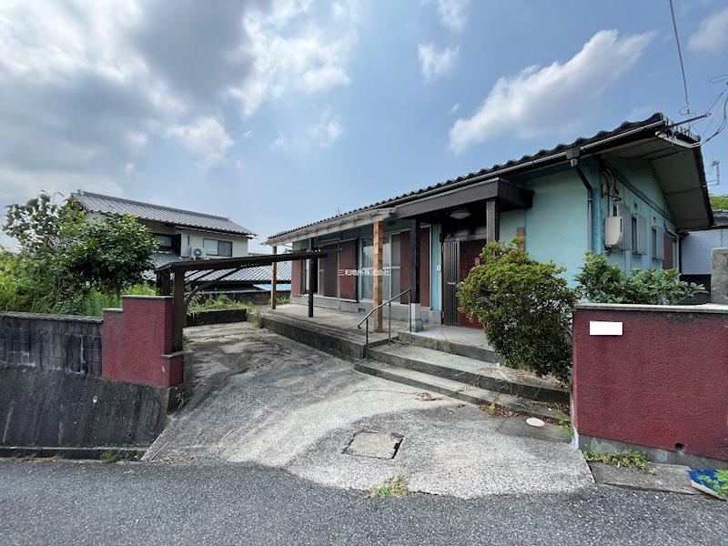 Single-Story 4DK House with Parking in Shimonoseki - Photo 1