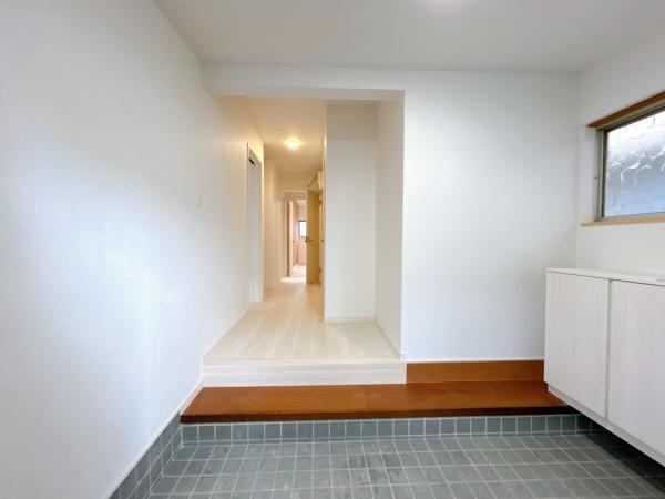 Renovated 4LDK+S House in Kurayoshi - Photo 1