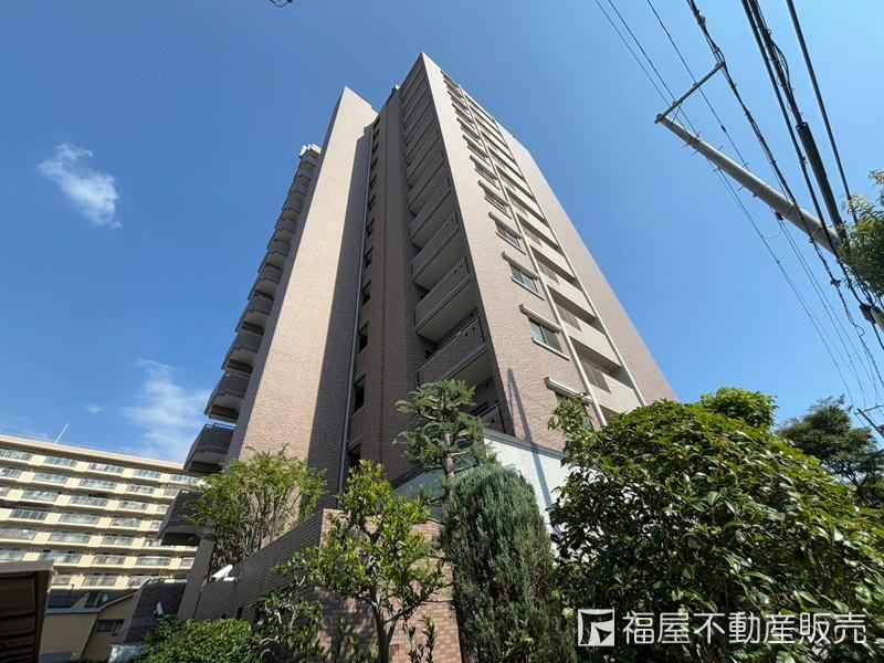 2LDK apartment in Hirano Ward, Osaka - Photo 1