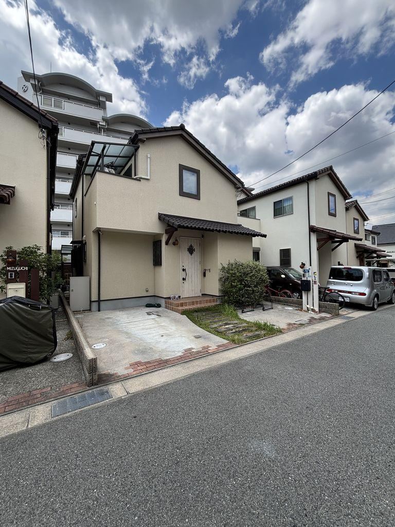 Stylish 3LDK House in Aramaki - Photo 1