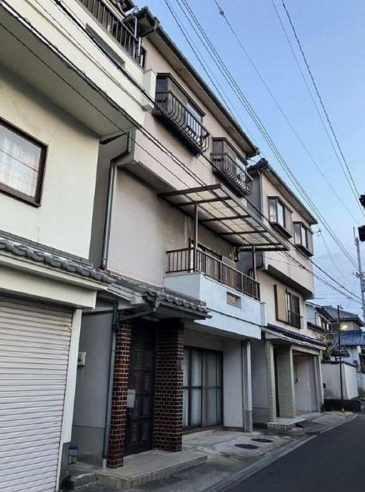 Spacious 6SDK House in Settsu - Photo 1