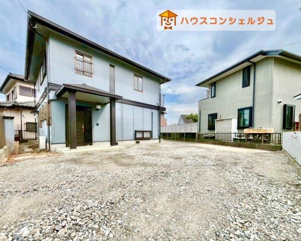 Sturdy 4LDK Home with Parking for 3 Cars - Photo 1