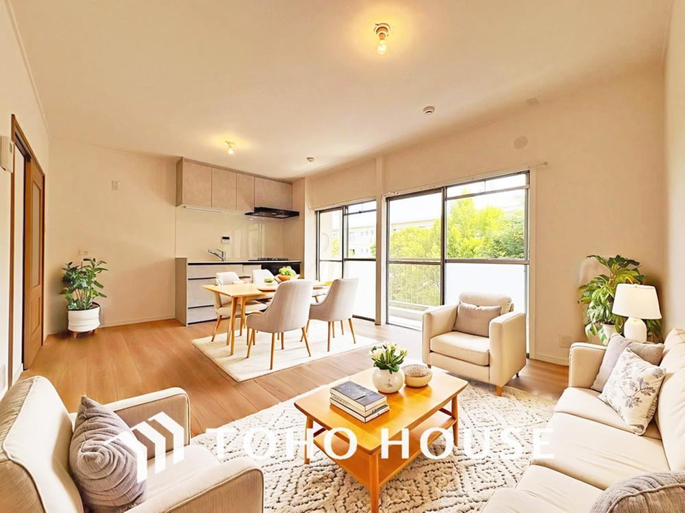 Bright 2LDK Corner Apartment in Aobaku - Photo 1