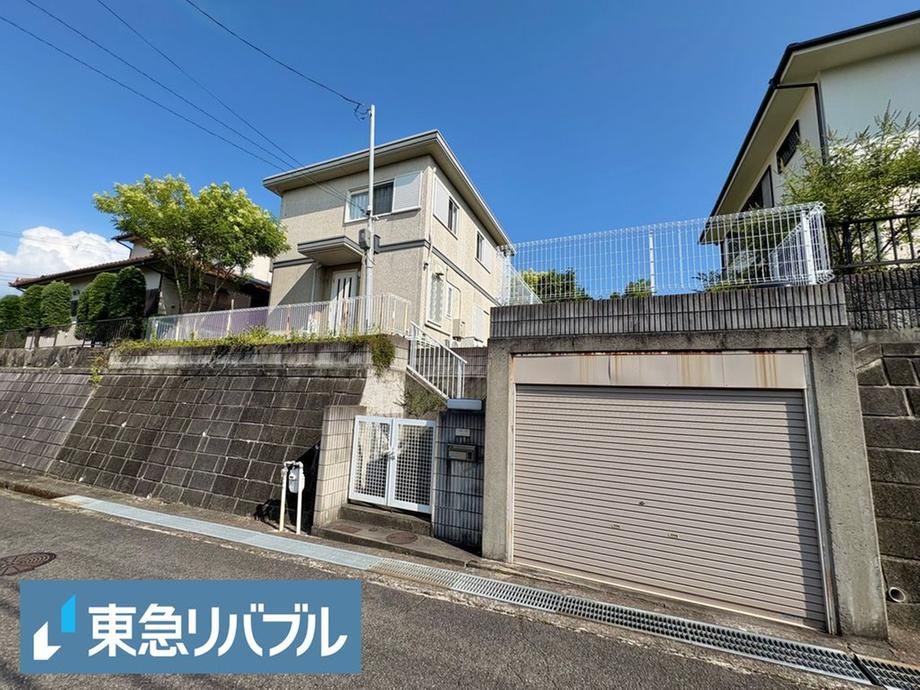 4DK House with Large Land in Sakuragaoka - Photo 1