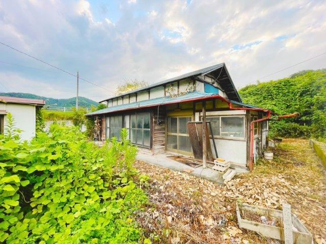 Spacious Land for Outdoor Enjoyment in Sano City - Photo 1