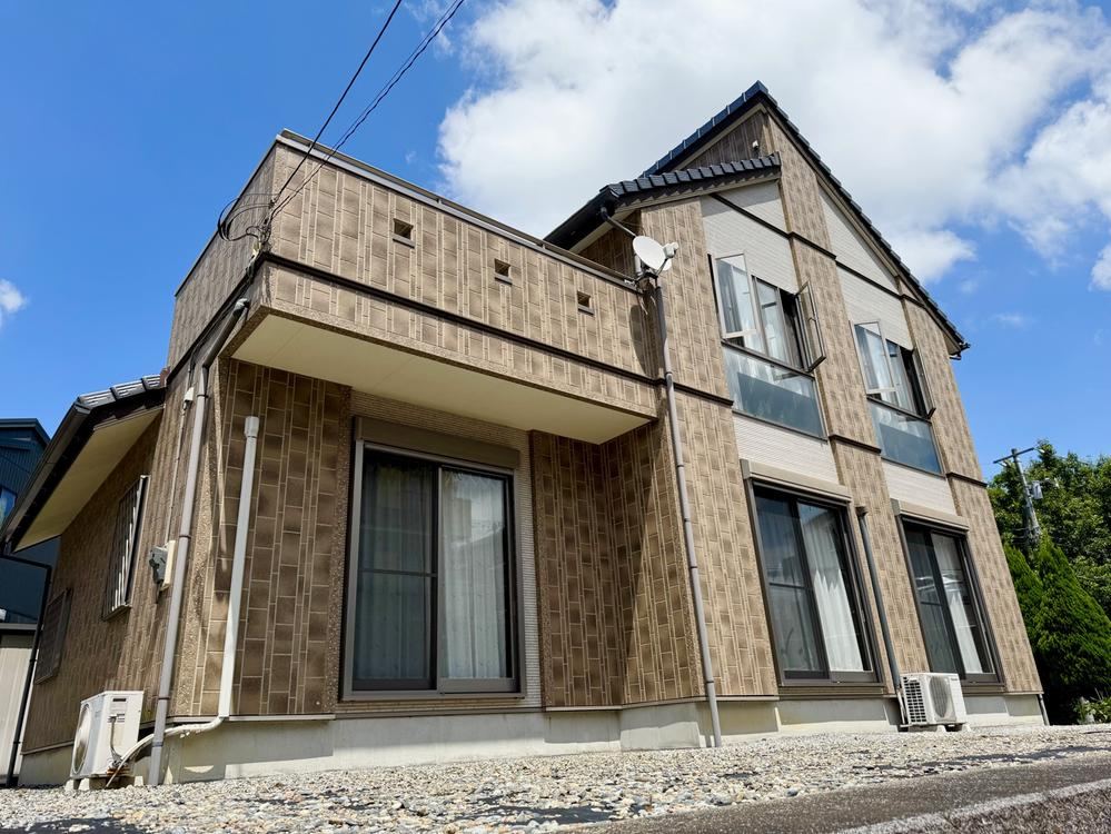 Spacious 4LDK Home on Large Lot in Kisarazu - Photo 1