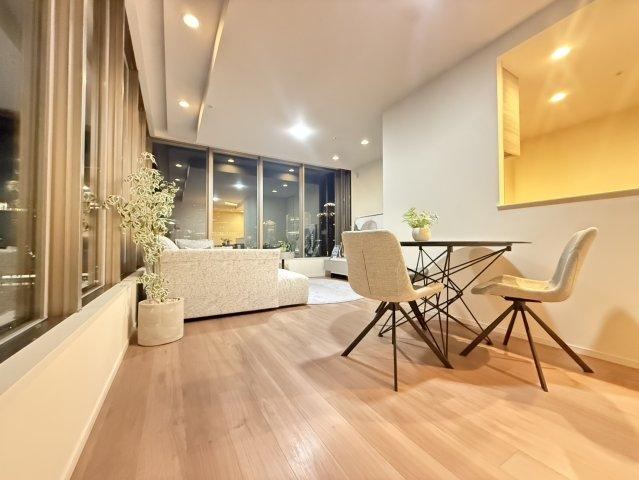 2LDK apartment in Kita Ward, Osaka - Photo 1