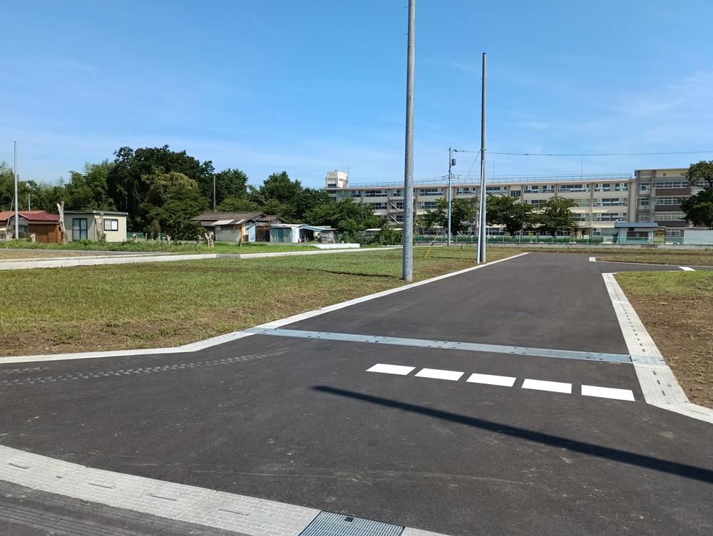 Flat Land Near Schools in Utsunomiya - Photo 1