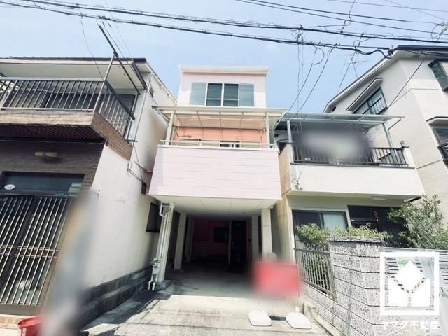 3LDK House with Modern Amenities in Amagasaki - Photo 1